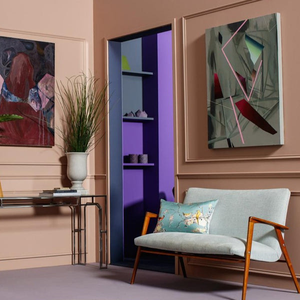 Pantone Mahogany Rose 15-1511 Fleetwood Paint Colour by Paint Online. 