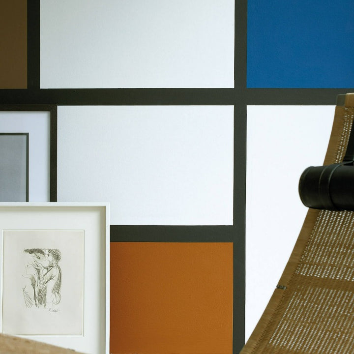 Little Greene Shirting No. 129 is a pure white based paint colour without optical brightener. Order Little Greene paint online in Ireland now. 