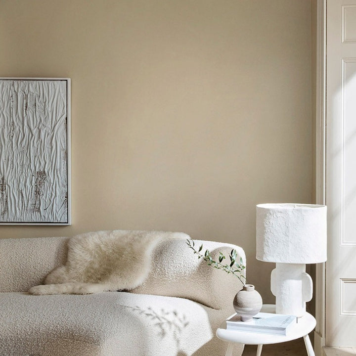 Little Greene Silent White Deep No. 331 is a neutral-warm paint colour. Neutral living room paint colour. Buy Little Greene paint online.