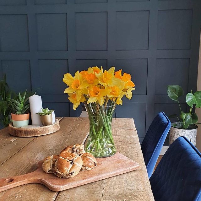 Stiffkey Blue No. 281 Farrow & Ball Paint Colour - Dining Room Paint Colour - Paint Online Ireland