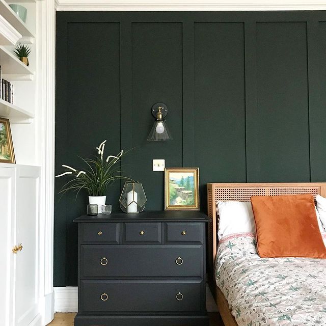 Studio Green No. 93 Farrow & Ball Paint Colour - Bedroom Paint Colour - Paint Online Ireland