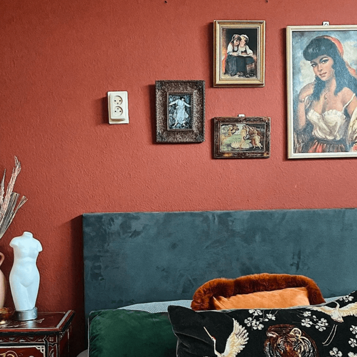 Picture Gallery Red No. 42 - Farrow & Ball Paint Colour - Paint Online Ireland