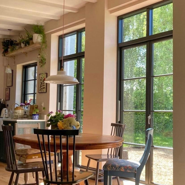 Iced Float by Colourtrend Paints. Soft pink kitchen paint colour. Buy Colourtrend paint online.