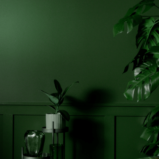 Beverly No. 310 from Farrow & Ball is a clean mid to dark green paint colour. Green wall and panelling paint colour. Buy Farrow & Ball Beverly paint online.